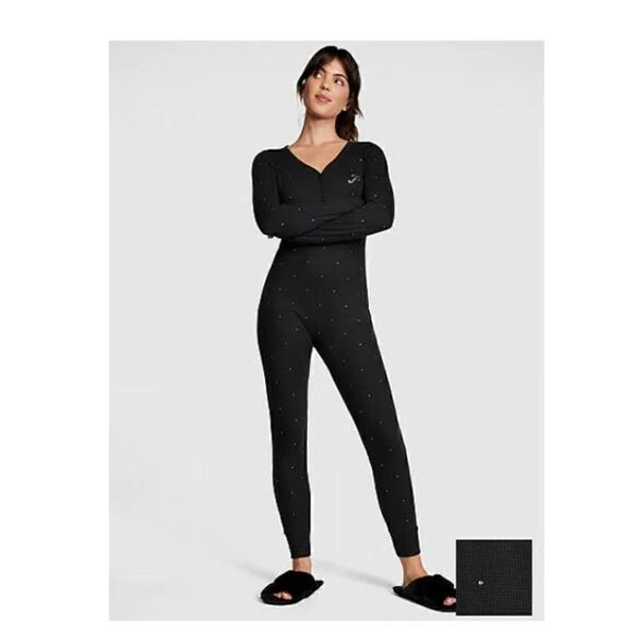 Nwt VS pink diamond/diamante bling rhinestone thermal sleep onesie - Picture 1 of 9